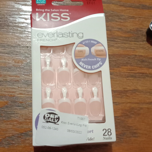 Makeup Kiss Everlasting French Nails Poshmark